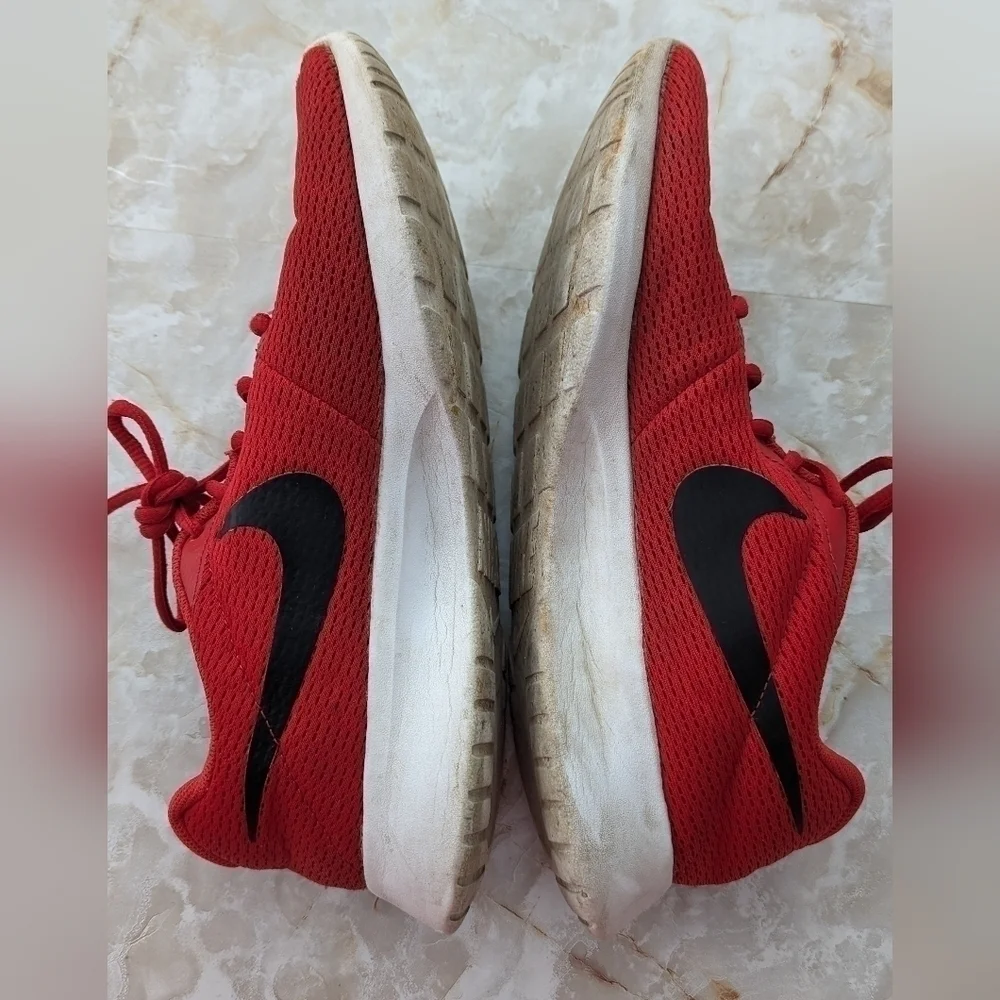 Nike Sneakers Shoes Men Red & Black Size 9.5
